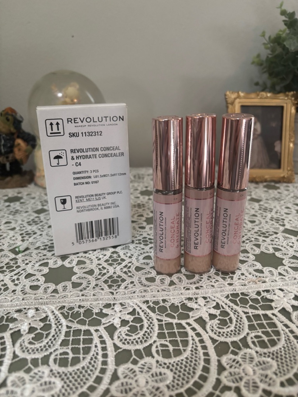 Revolution Conceal & Hydrate Liquid Concealer C4 with Rose Gold Caps (3 Pack)